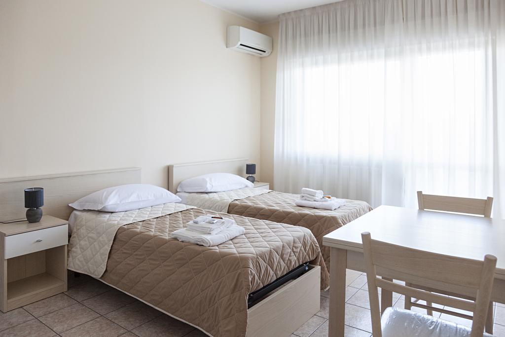 Quarantadue Quindici Ξενοδοχείο Termoli Δωμάτιο φωτογραφία